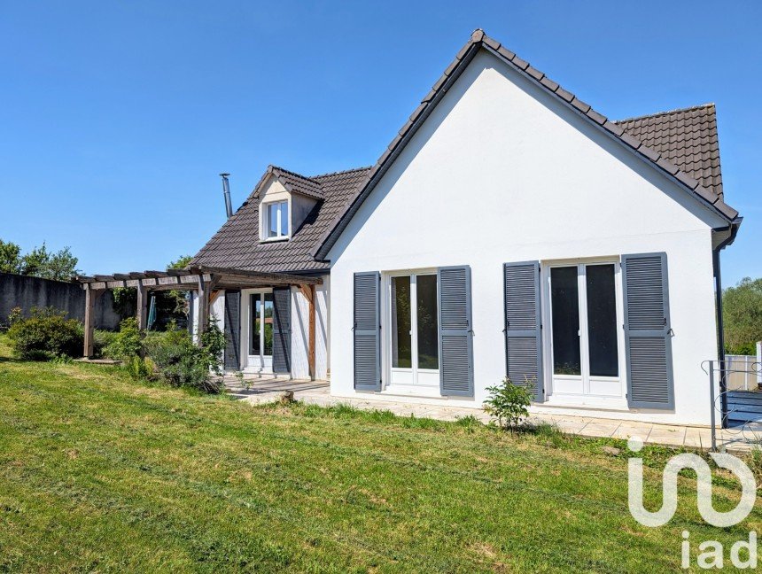 House 8 rooms of 215 m² in Gondreville (54840)