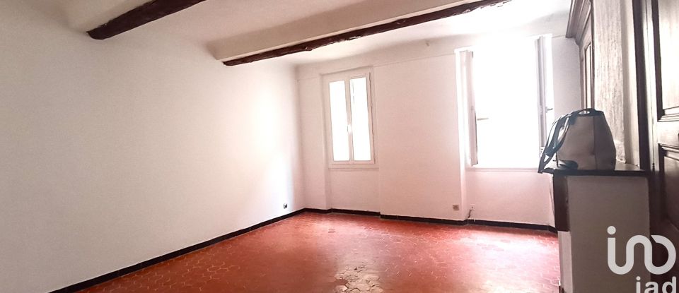 Building in Ollioules (83190) of 158 m²