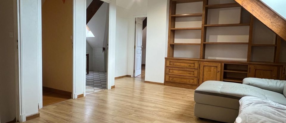 Maison traditionnelle 5 pièces de 167 m² à - (12310)