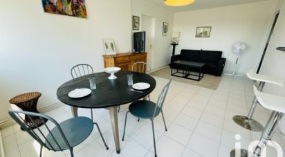 Apartment 2 rooms of 53 m² in La Rochelle (17000)