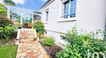 House 6 rooms of 125 m² in Triel-sur-Seine (78510)