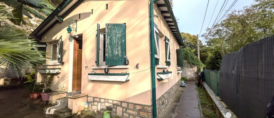 Maison 3 pièces de 43 m² à Saintes (17100)