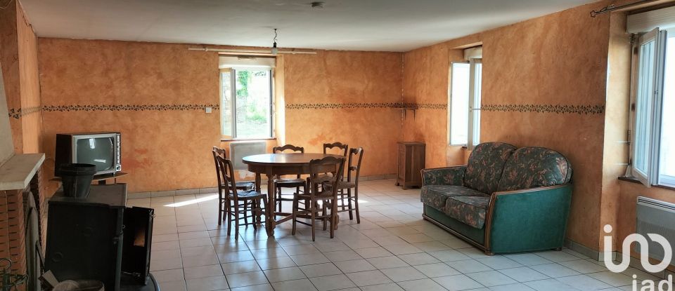 Traditional house 4 rooms of 120 m² in Mervent (85200)