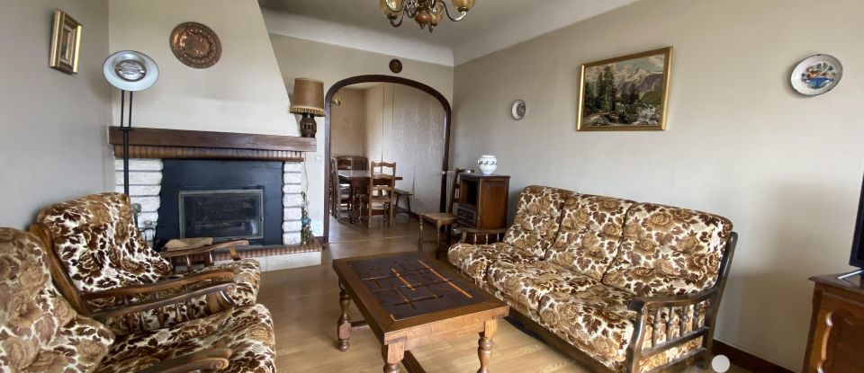 House 4 rooms of 99 m² in Soyaux (16800)