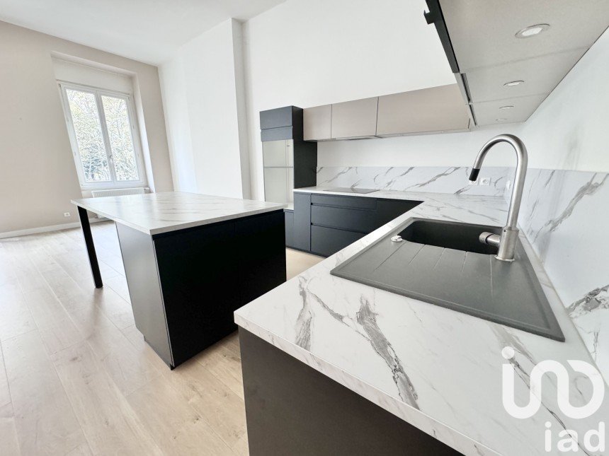 Appartement 5 pièces de 127 m² à Saint-Étienne (42000)