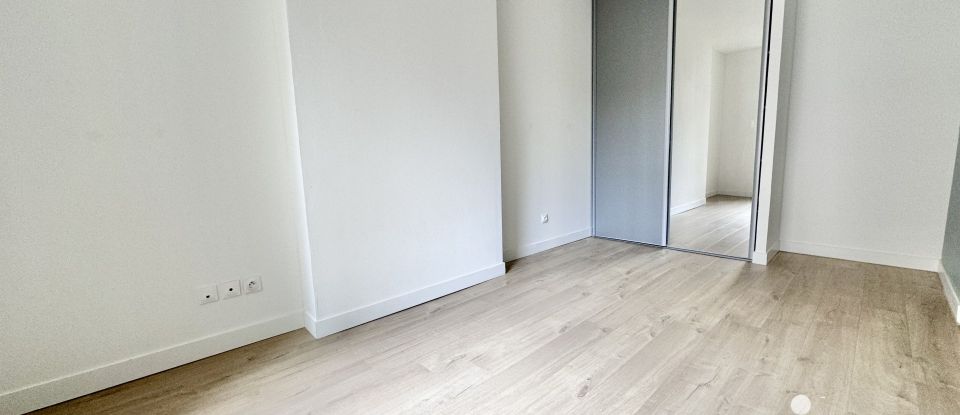 Appartement 5 pièces de 127 m² à Saint-Étienne (42000)