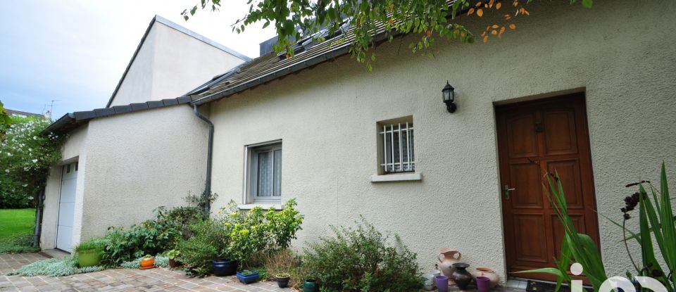 Maison traditionnelle 7 pièces de 160 m² à Lagny-sur-Marne (77400)