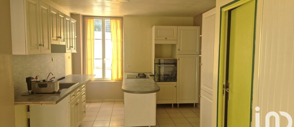 Maison 5 pièces de 115 m² à Estissac (10190)