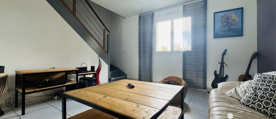 Maison 6 pièces de 140 m² à Saint-Martin-de-Bonfossé (50750)