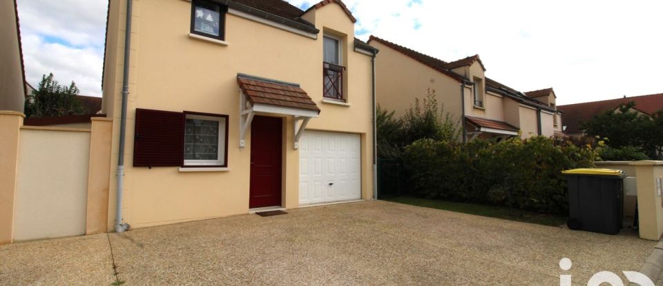 Maison traditionnelle 5 pièces de 106 m² à Brie-Comte-Robert (77170)