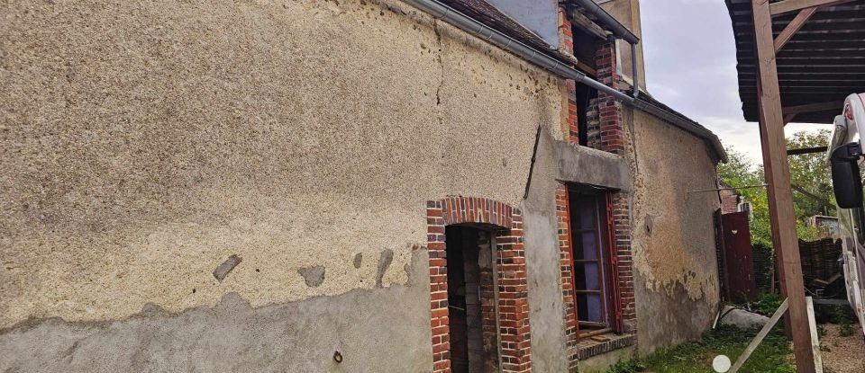 Village house 3 rooms of 80 m² in La Celle-Saint-Cyr (89116)