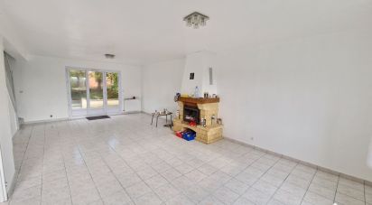 Maison 5 pièces de 124 m² à MALESHERBES (45330)