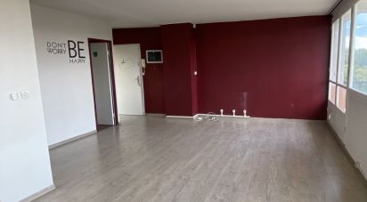 Apartment 3 rooms of 57 m² in Avon (77210)