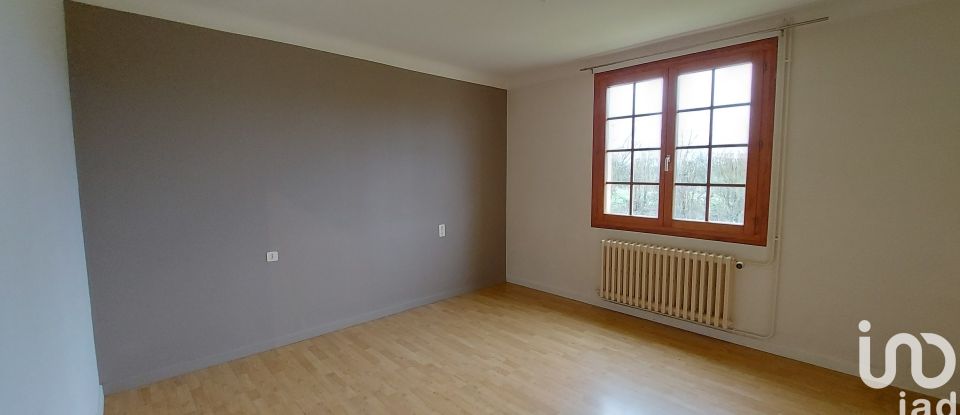 House 5 rooms of 125 m² in Saint-Christophe-du-Ligneron (85670)