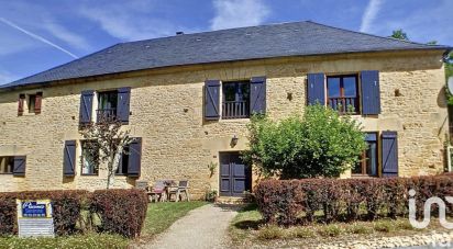 Mansion 9 rooms of 392 m² in Sainte-Nathalène (24200)