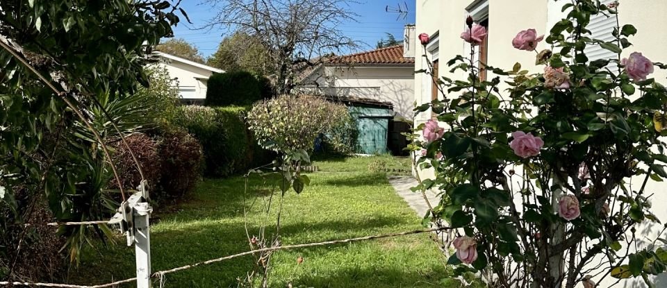 House 10 rooms of 166 m² in Tarbes (65000)