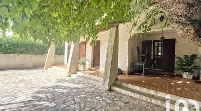 Traditional house 4 rooms of 142 m² in Aix-en-Provence (13100)