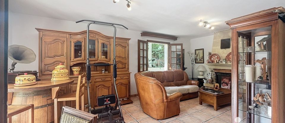 Maison 4 pièces de 142 m² à Aix-en-Provence (13100)