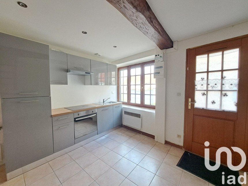 Village house 5 rooms of 77 m² in Beaumont (89250)