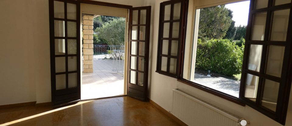 House 5 rooms of 104 m² in Bollène (84500)