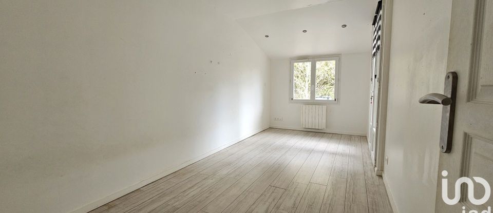 Maison 4 pièces de 101 m² à Chanceaux-sur-Choisille (37390)