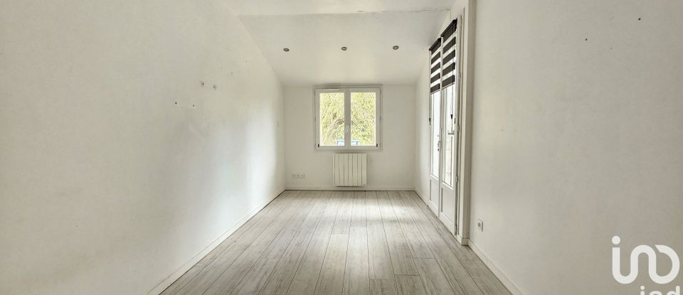 Maison 4 pièces de 101 m² à Chanceaux-sur-Choisille (37390)