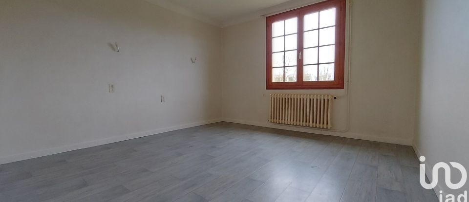 Estate 7 rooms of 125 m² in Saint-Christophe-du-Ligneron (85670)