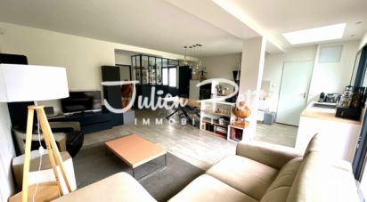 House 6 rooms of 118 m² in Antony (92160)