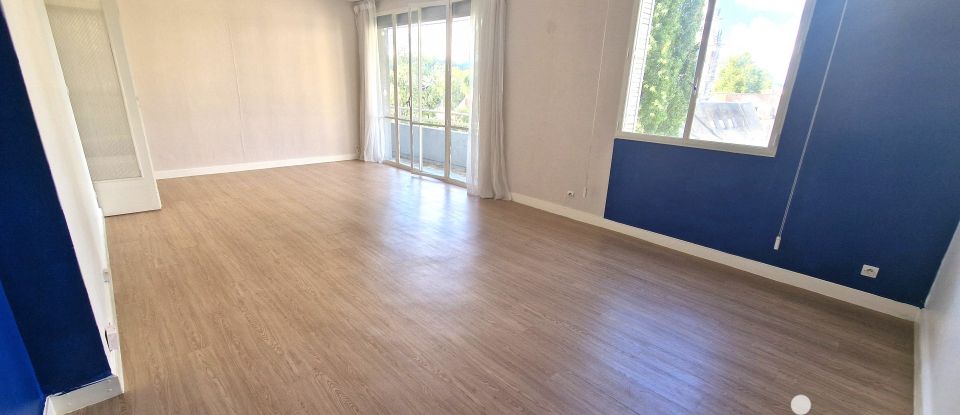 Appartement 3 pièces de 70 m² à Évreux (27000)