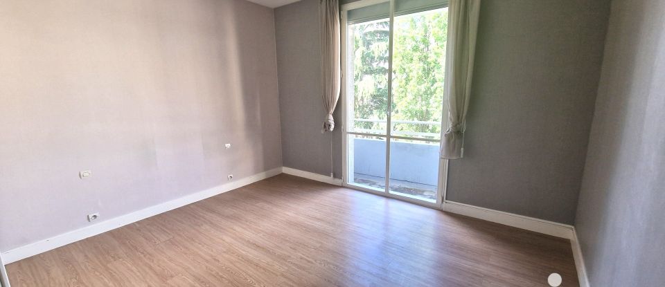 Appartement 3 pièces de 70 m² à Évreux (27000)