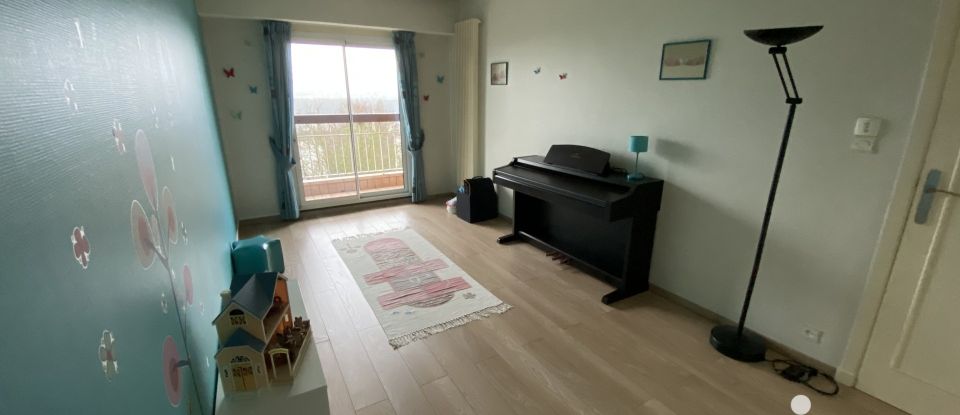 Appartement 5 pièces de 96 m² à Athis-Mons (91200)