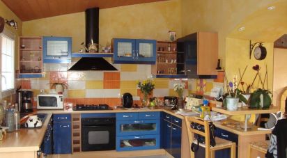 House 4 rooms of 95 m² in Saint-Hilaire-la-Forêt (85440)