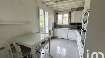 House 6 rooms of 140 m² in Orly (94310)