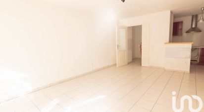 Apartment 3 rooms of 73 m² in Puget-sur-Argens (83480)