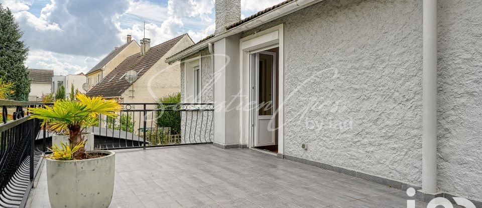 Maison 4 pièces de 83 m² à Domont (95330)