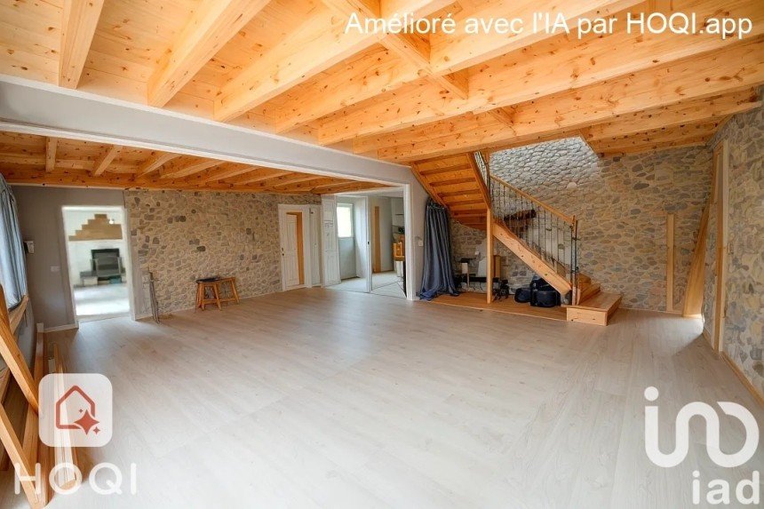 Village house 5 rooms of 98 m² in Mouton (16460)