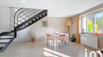 Maison traditionnelle 6 pièces de 140 m² à Cosne-Cours-sur-Loire (58200)