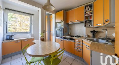 Apartment 4 rooms of 79 m² in Chevilly-Larue (94550)