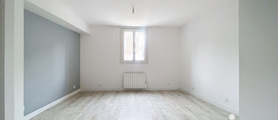 Appartement 1 pièce de 25 m² à Vert-le-Petit (91710)