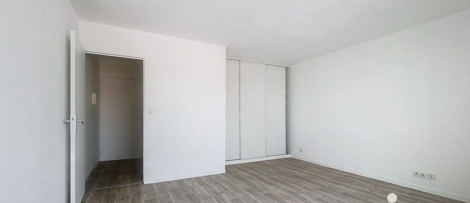 Appartement 1 pièce de 31 m² à Paris (75014)