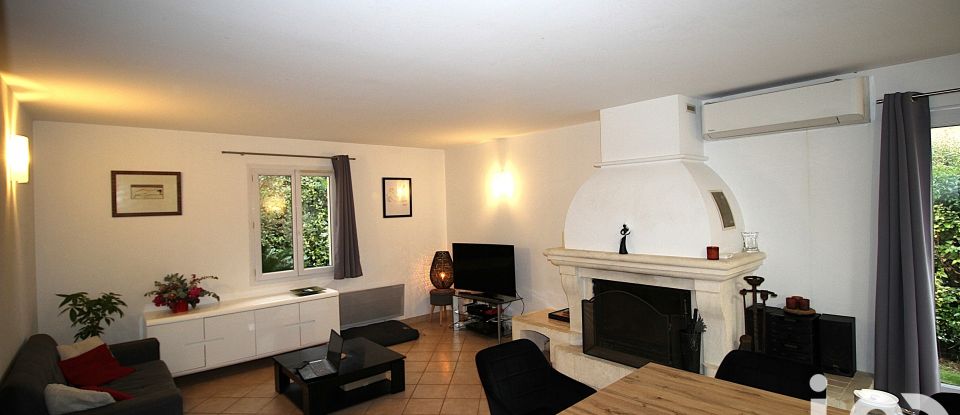 Maison 5 pièces de 132 m² à Coudoux (13111)