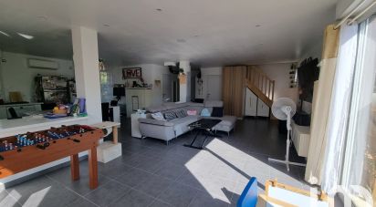 Maison 5 pièces de 145 m² à Rocbaron (83136)