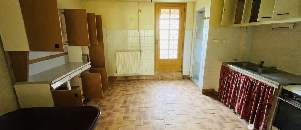 Traditional house 5 rooms of 155 m² in Haréville (88800)