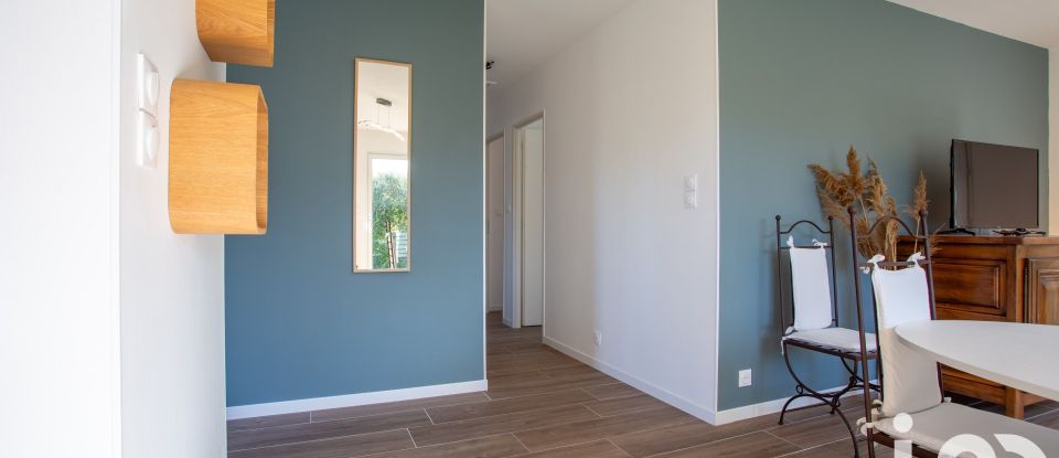 Maison 4 pièces de 80 m² à Estézargues (30390)