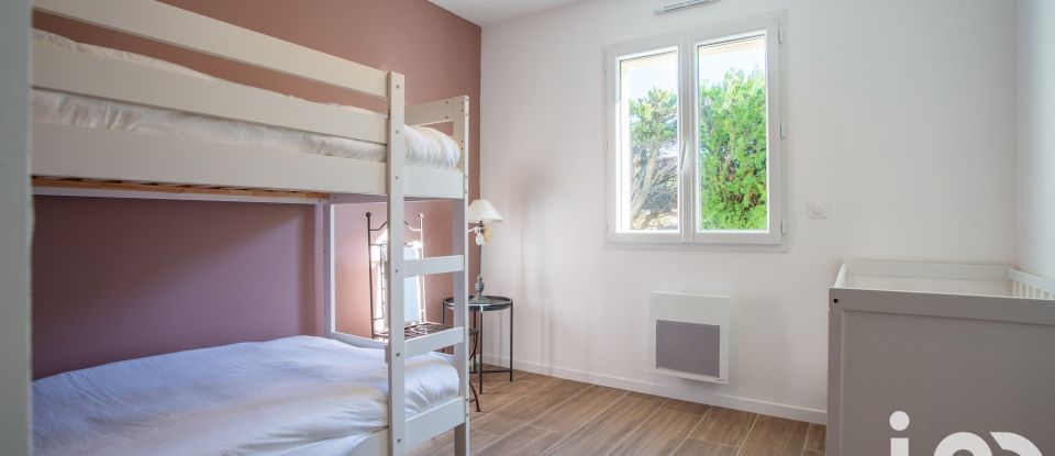 Maison 4 pièces de 80 m² à Estézargues (30390)