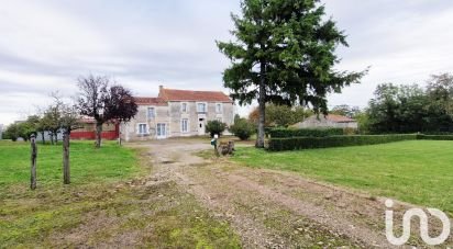 Maison 8 pièces de 214 m² à Xanton-Chassenon (85240)