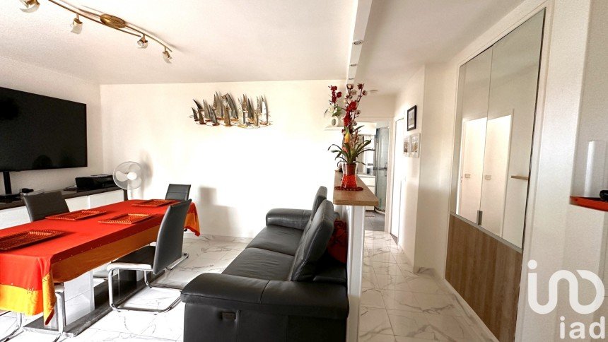 Apartment 2 rooms of 52 m² in Saint-Raphaël (83700)