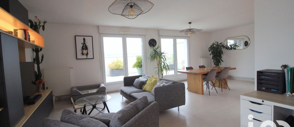 Apartment 5 rooms of 103 m² in Bezannes (51430)