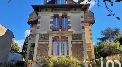 House 9 rooms of 204 m² in Montgeron (91230)