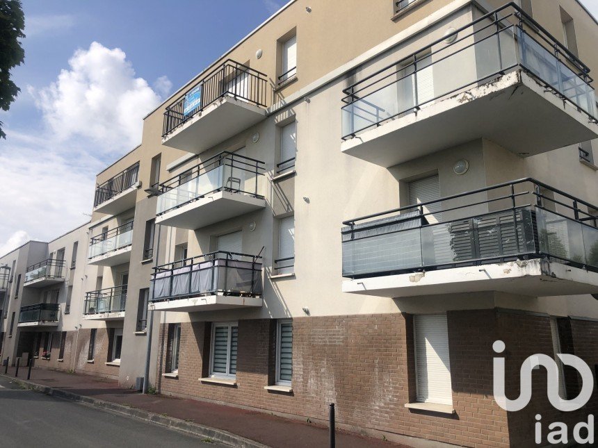 Apartment 3 rooms of 63 m² in Douai (59500)